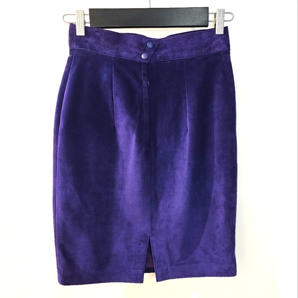 VTG | Danier Midnight Purple Suede High Waist Pencil Skirt - Picture 5 of 5